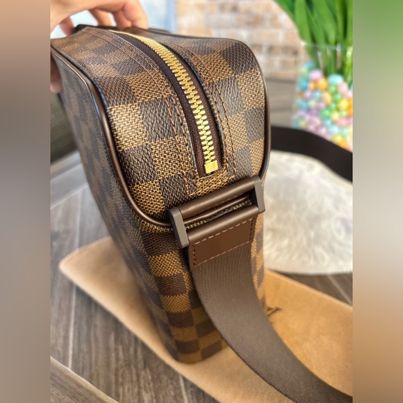 Louis Vuitton Damier Ebene OLAV PM Messenger Bag - Picture 8 of 16